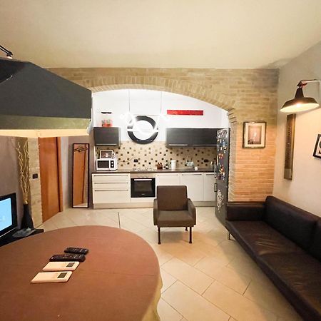Incortedafabio Design Flat With Bikes Caronno Pertusella Exterior foto