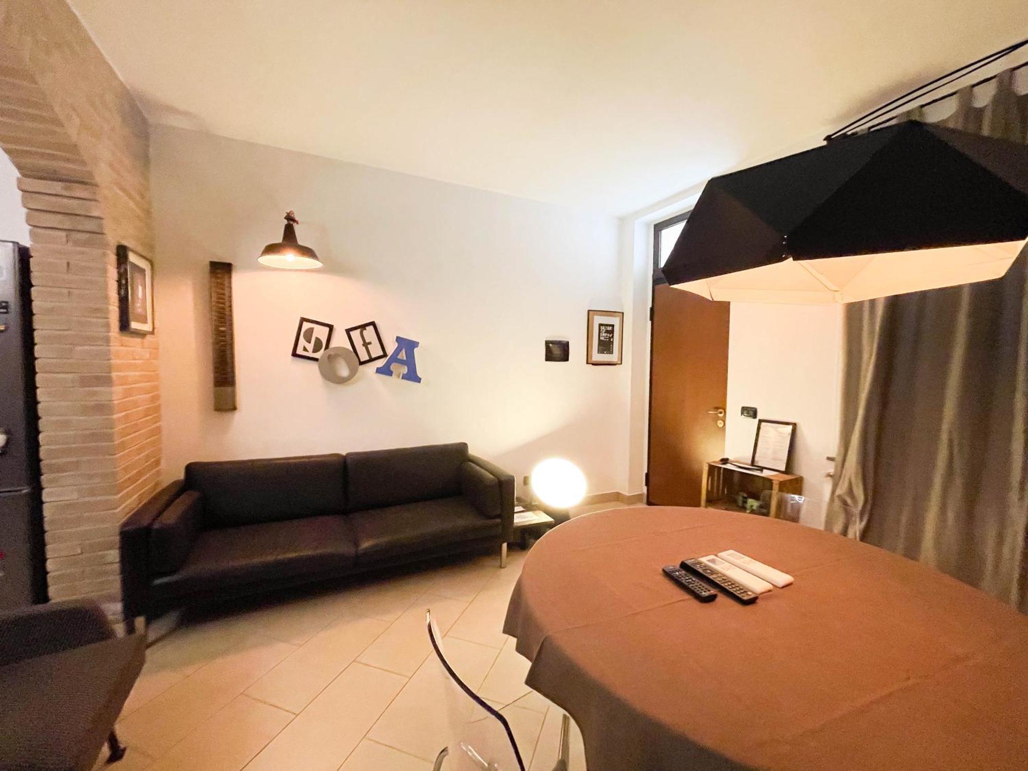 Incortedafabio Design Flat With Bikes Caronno Pertusella Exterior foto